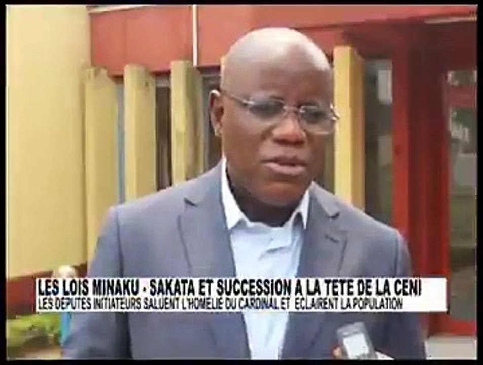 Les députés nationaux Aubin MINAKU ET SAKATA étaient chez le cardinal FRIDOLIN AMBONGO ce dimance. "