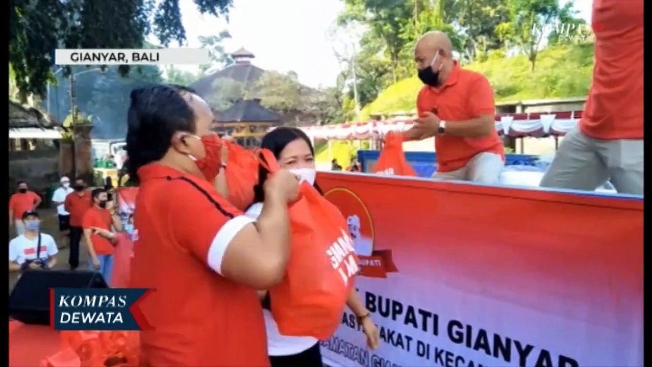 Bantuan 28 Ribu Paket Sembako Di Gianyar Bali