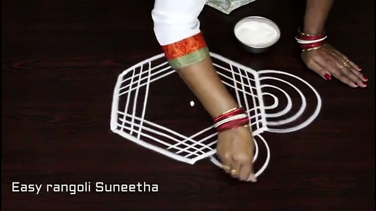 creative easy ,rangoli with dots ,  latest simple padi kolam,   how to draw beautiful ,geethala muggulu