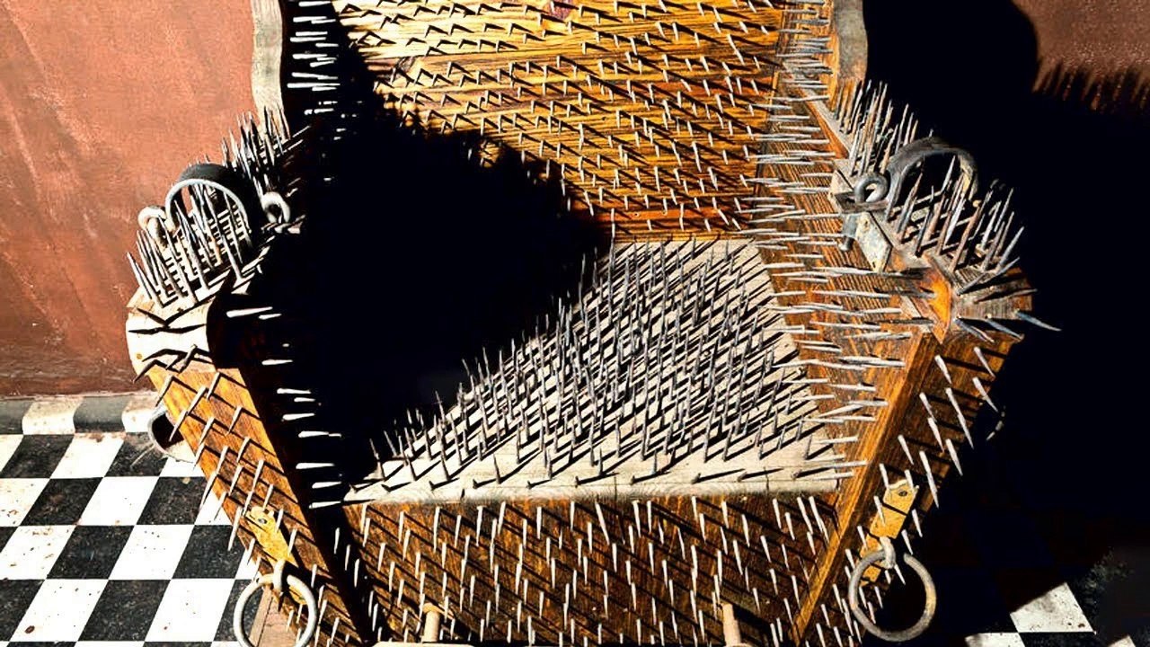 10 Most Brutal Torture Methods