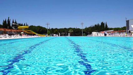 Akhisar Belediyesi havuzu açıldı