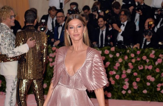 Gisele Bündchen completa 40 anos e elogia filhos: 'Estou muito orgulhosa deles'