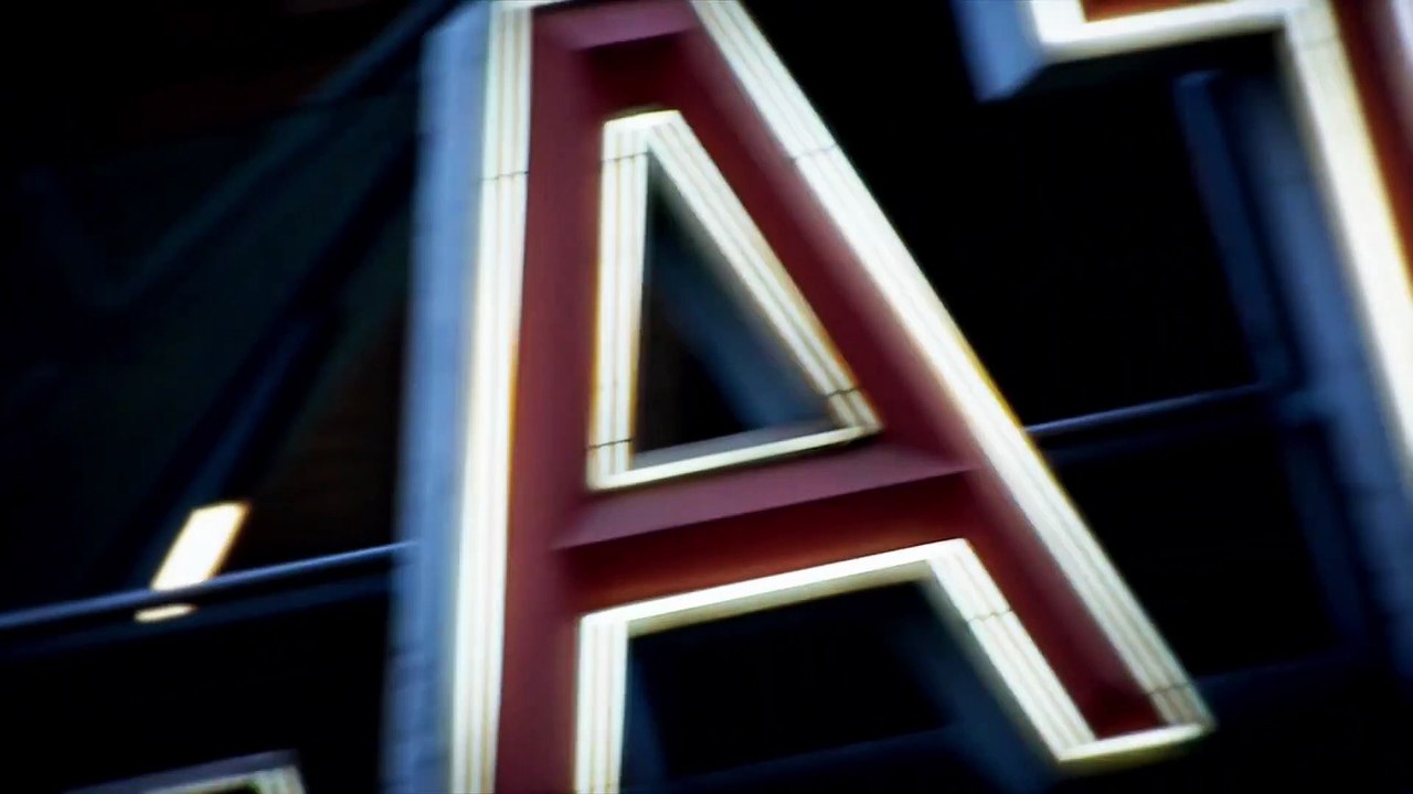 SAM - Urlaub in Berlin | Offizielles Musikvideo | 2014