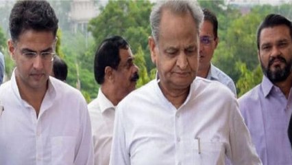 Скачать видео: Gehlot calls Pilot worthless person, watch nonstop 100