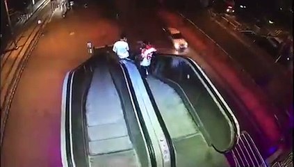 Kocaeli Büyükşehir Belediyesi, 'Yürüyen merdivenleri çalışmıyööööör'diyen vatandaşlara seslendi: Bu görüntüler izleyin