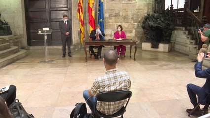 Puig asiste a la renovación del convenio con Berklee College of Music