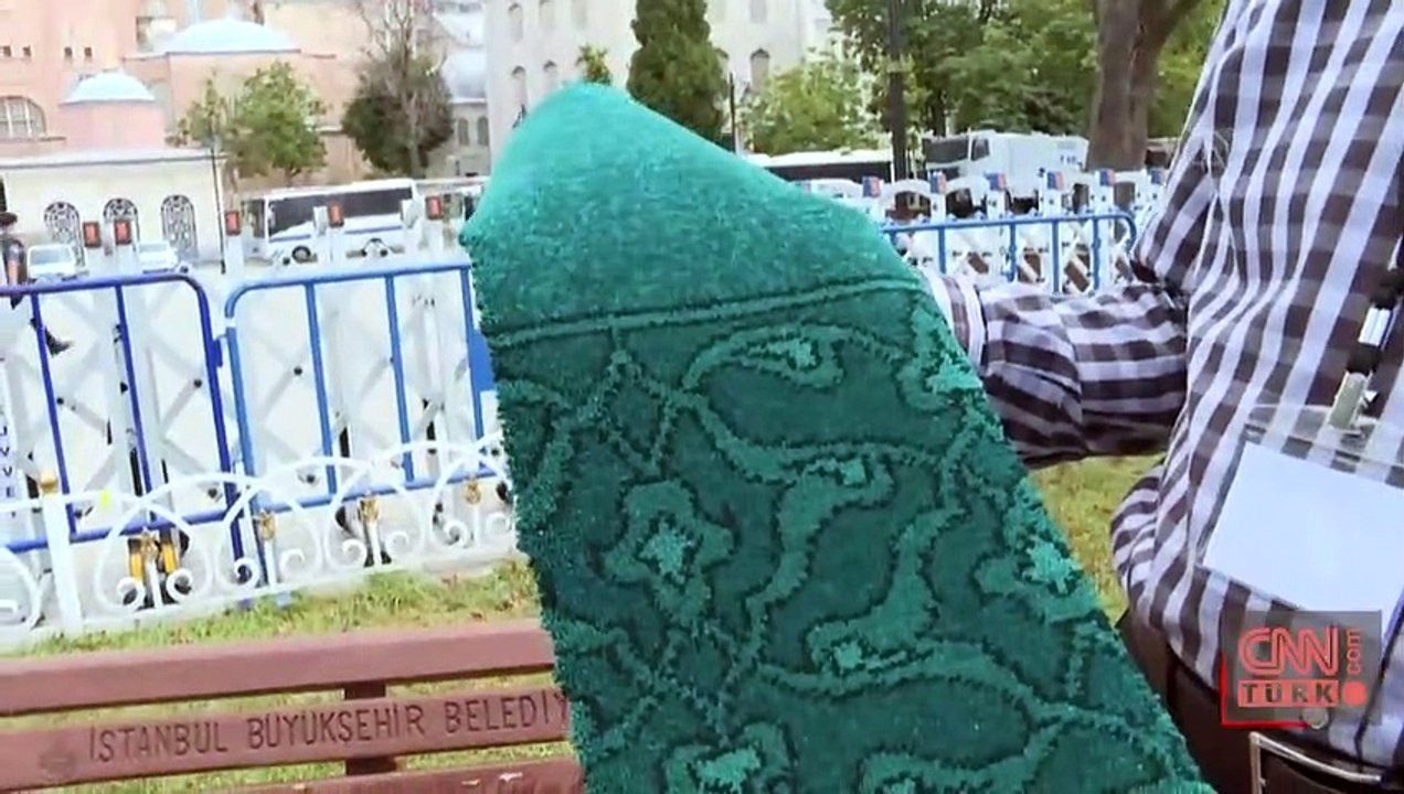 Ayasofya Camii'nin halıları hazır | Video