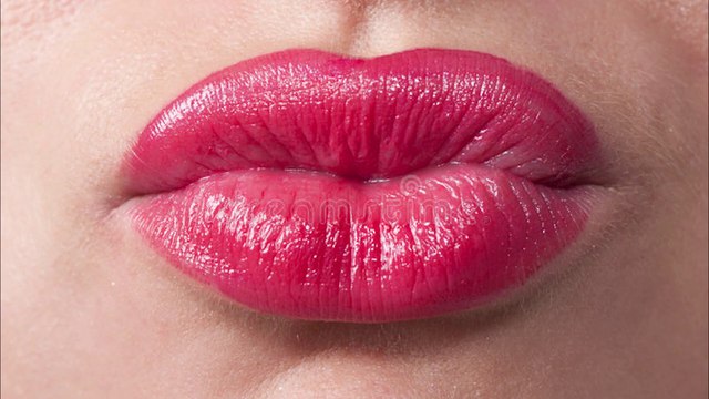 Top Bollywood Kisses | Bollywood actor & actresse | Part 1 ( 1080 X 1920 ) |Top Bollywood Actor | Amir khan_ Varun Dhawan_ Vidya Balan