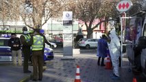 Tras largas cuarentenas y con advertencias, arranca desconfinamiento en Santiago