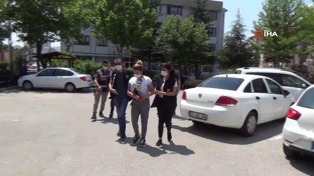 Kafedeki fuhuş pazarlığına polis baskını