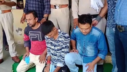 उज्जैन: नाबालिक लड़की के साथ रंगरेलियां करते आबकारी अधिकारी रंगे हाथ पकड़ाया