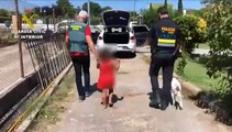 La Guardia Civil auxilia a una niña de 7 años abandonada en plena carretera