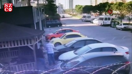 Servis aracını beklerken dehşeti yaşadı