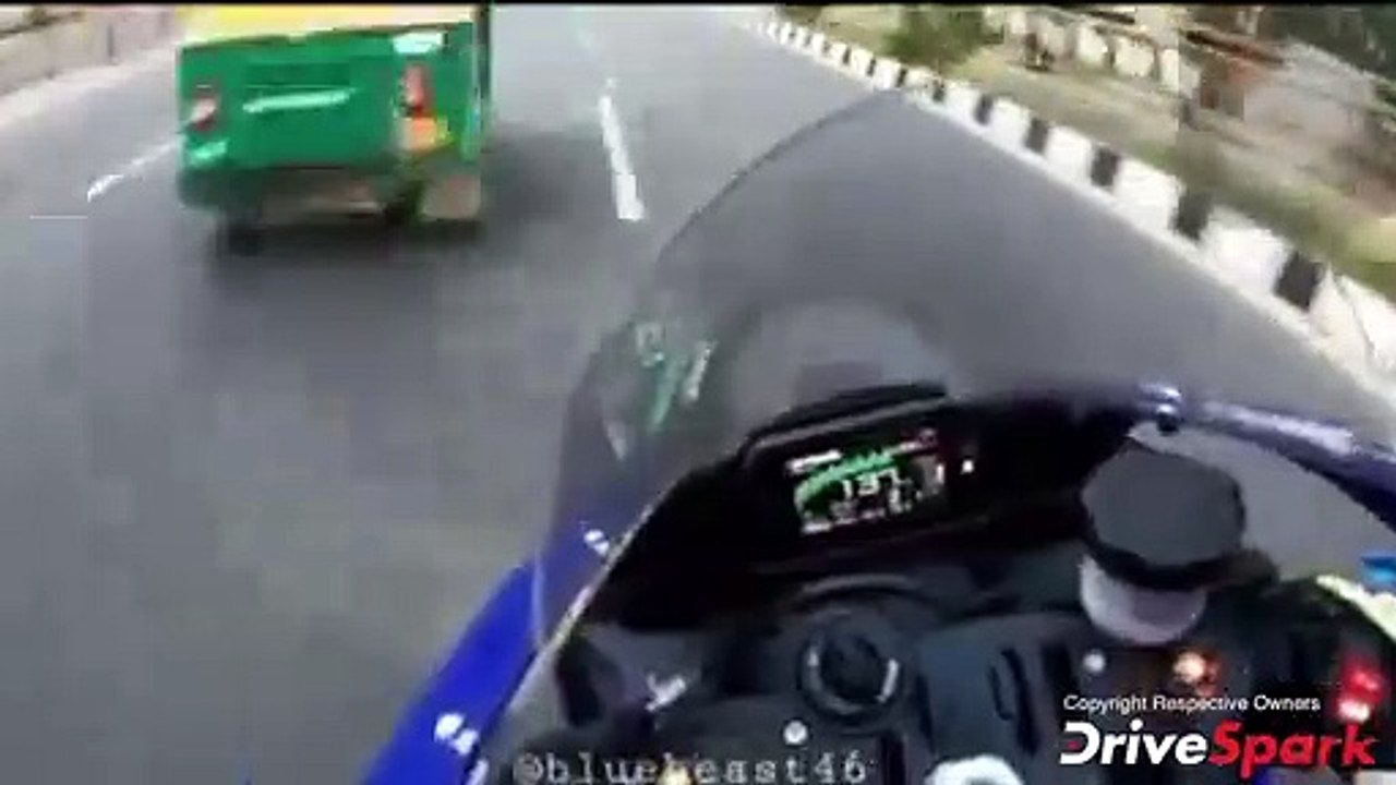 Bangalore Biker Speeding On Electronic City Highway | Traffic Police Arrest Rider & Seize Motorcycle