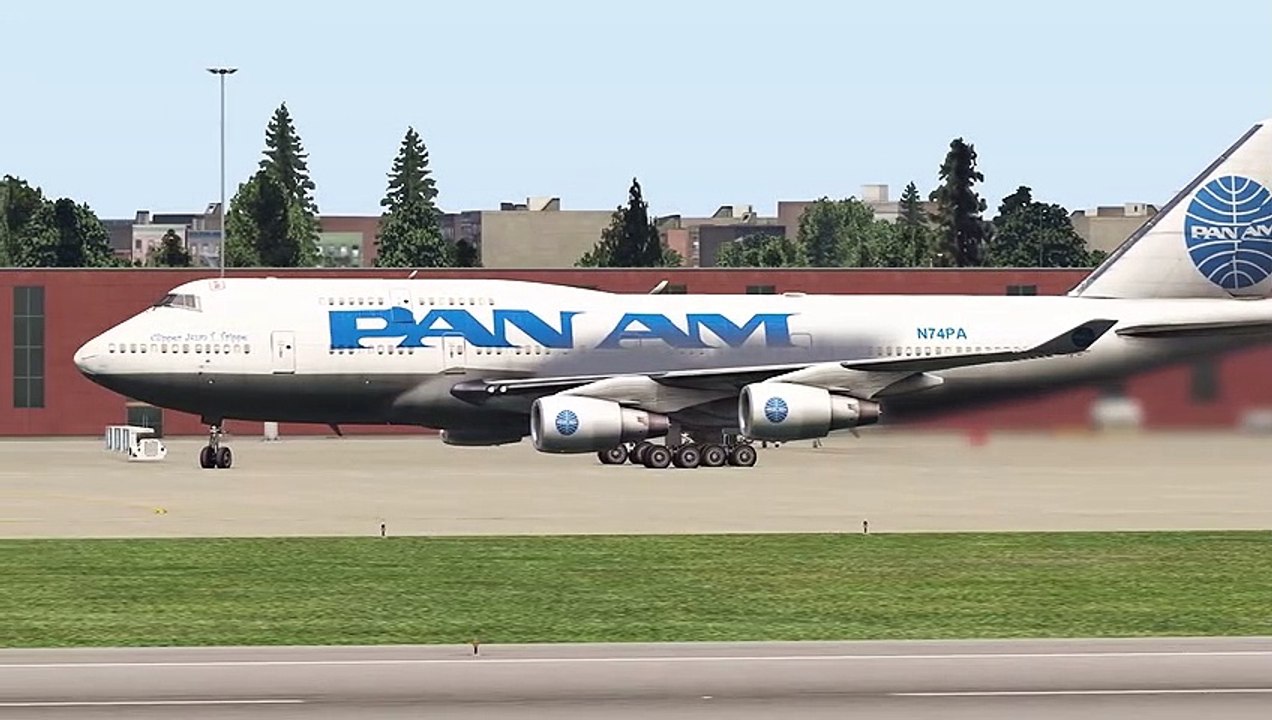 Two Giant Boeing 747 Almost Collide At The Runway | İki Dev Boeing 747 Pistte Neredeyse Çarpışıyordu | Devasa Media | 2020