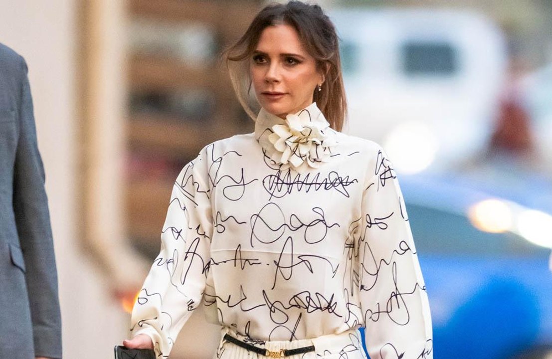 Victoria Beckham: Designt sie das Hochzeitskleid ihrer Schwiegertochter?