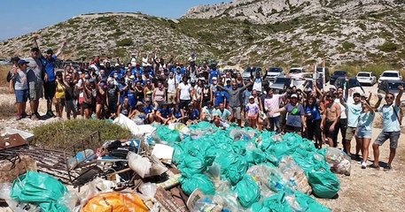 Des bénévoles ont ramassé plus d'une tonne de déchets dans les calanques à Marseille