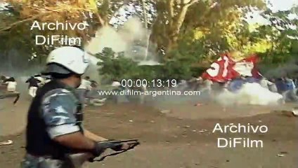 La policia bonaerense reprime con balas de gomas a estudiantes 1996