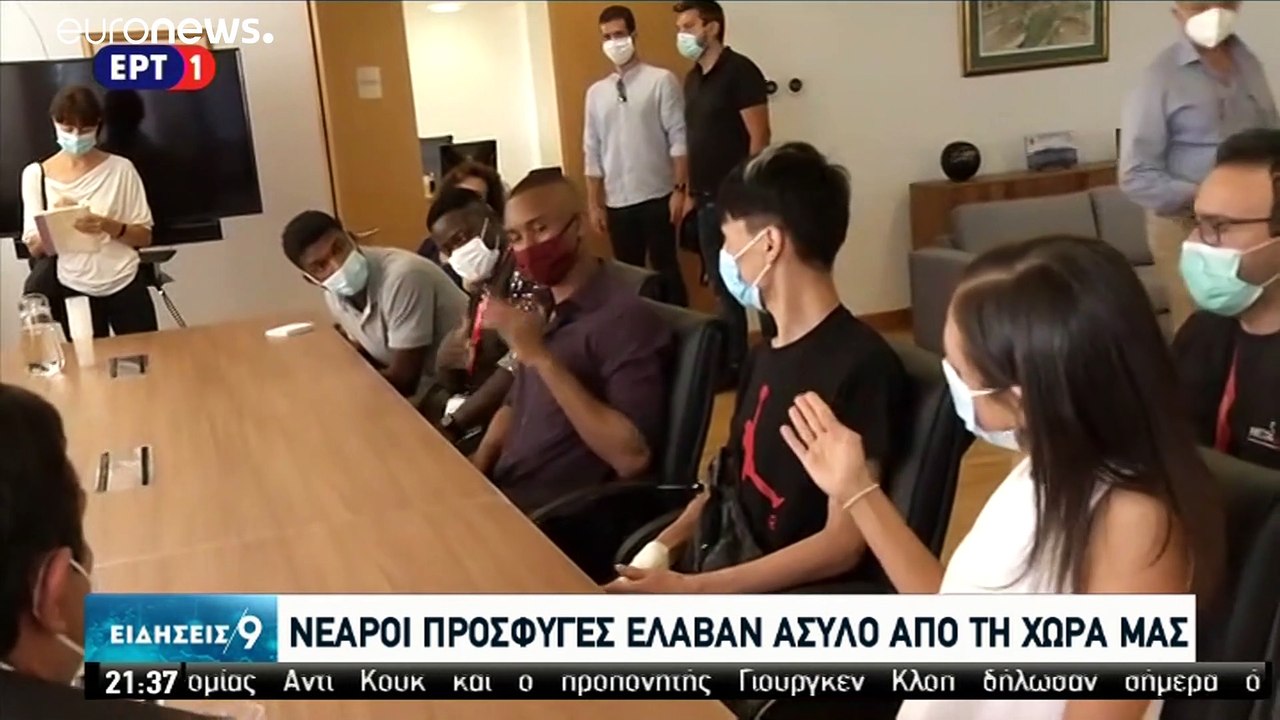 Άσυλο σε τρεις νεαρούς που θα σπουδάσουν με υπο...