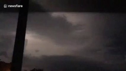 Unbelievable, non-stop lightning storm hits Newport News, Virginia skies