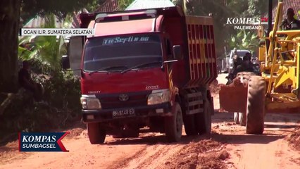 TNI Rampungkan Jalan Antar Desa Di Ogan Ilir