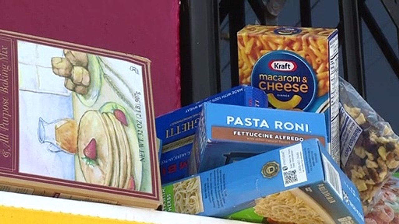 Kühlschrank auf dem Gehweg: Corona-Initiative in L.A.