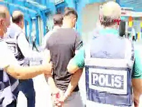 'Sende büyü var' yalanıyla hem dolandırmış, hem de taciz etmiş