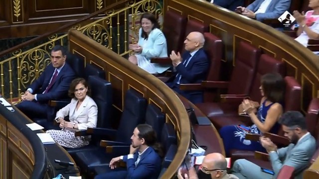Calvo, a Bildu: “No está previsto ningún referéndum sobre la Monarquía”