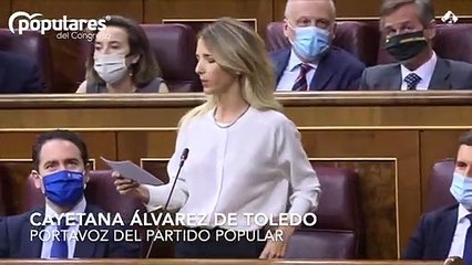 Cayetana Álvarez de Toledo 'apalea' una vez más a Carmen Calvo: "El presidente agita el debate sobre la Monarquía para tapar su deplorable gestión de la pandemia"
