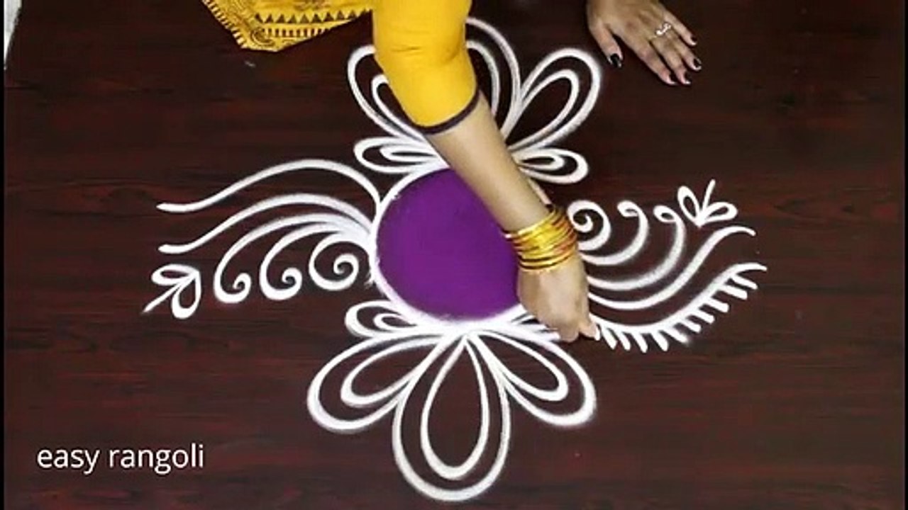 Creative Freehand Kolam designs ,   New Rangoli art ,work for beginners ,   muggulu without dots