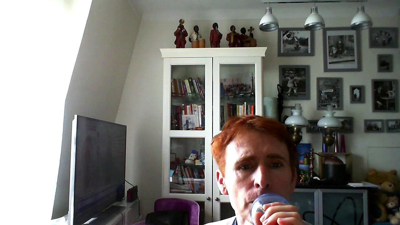 Wiwi égratigne "always in my dreams"