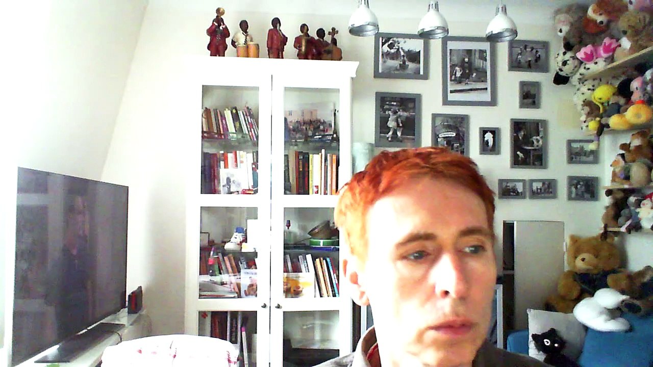 Wiwi égratigne "hommes des cavernes modernes"