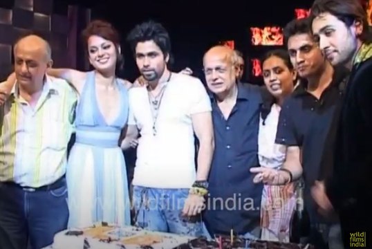 Kangana Ranaut, Emraan Hashmi, Mahesh Bhatt on the sets of 'Raaz 2' | Bollywood tattle