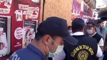 Beşiktaş'ta maske takmayanlara tek tek ceza kesildi