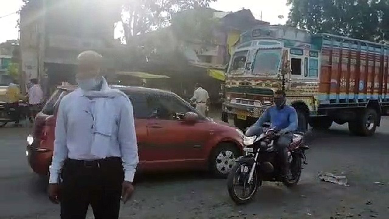 मक्सी में 37 लोगों पर चालानी कार्यवाही