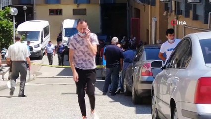 Öldürülen inşaat işçilerinin aileleri sinir krizleri geçirdi