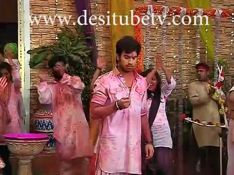 थपकी प्यार की भांग के नशे में बिहान सच्चाई को नहीं चुप्पा पाता कि उसको थपकी से प्यार है होली में प्यार की इज़हार Thapki Pyaar Ki cute holi moments Thpaki Bihaan