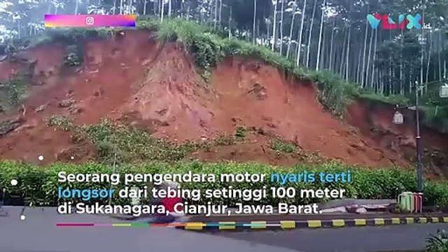 Detik-detik Pria Nyaris Tertimpa Longsor di Cianjur