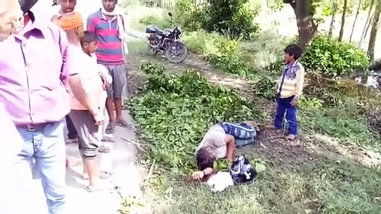 अचानक हुई मोटरसाइकिल दुर्घटना में सभी सुरक्षित