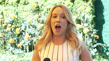 Actress Anna Camp Issues Stark Warning On CoronaVirus