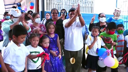 Niños de Matagalpa celebran apertura de escuela Bernd Koberstein