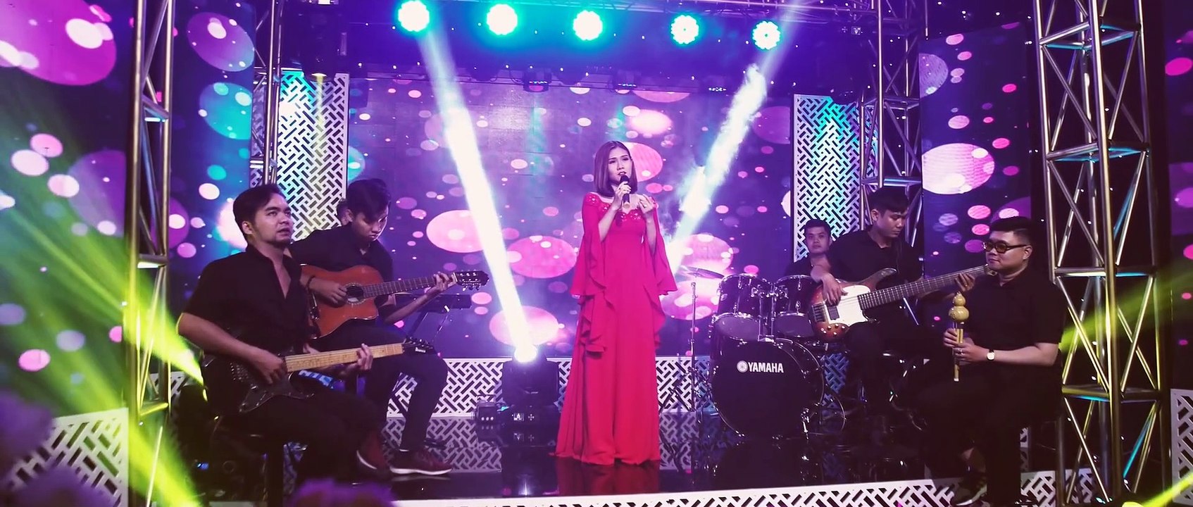 Chiều Cuối Tuần - Phan Diễm