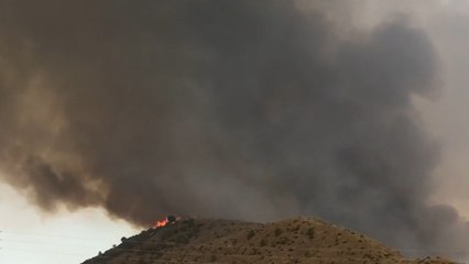 El incendio de Agramón alcanza el nivel 1 tras el corte de la carretera