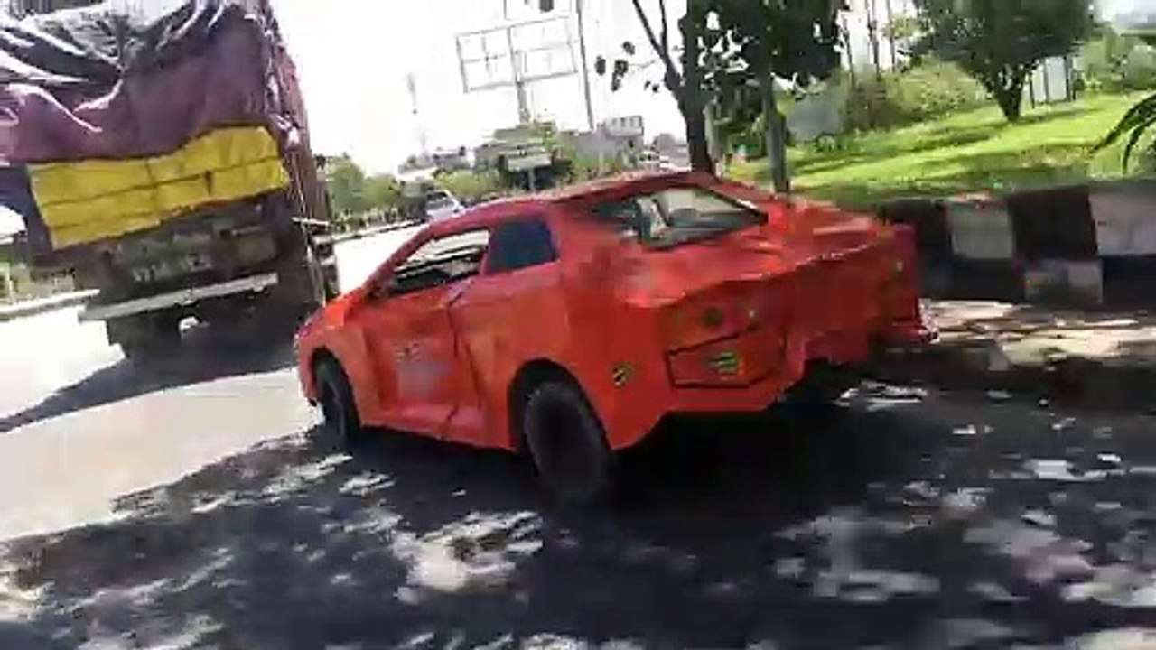 Guy Converts Suzuki into Sports Car