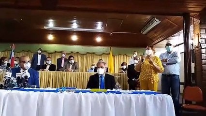 Próximo ministro de Salud se reúne con la directiva del CMD; busca consenso contra el Covid