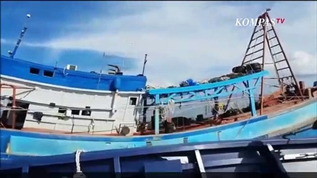 Detik-Detik Satgas KKP Menyerbu Kapal Pencuri Ikan di Natuna