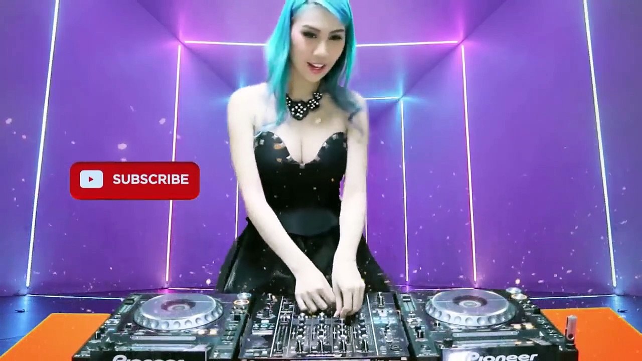 Astronomia (Vicetone & Tony Igy) ♫ Shuffle Dance Special Music Video 2020