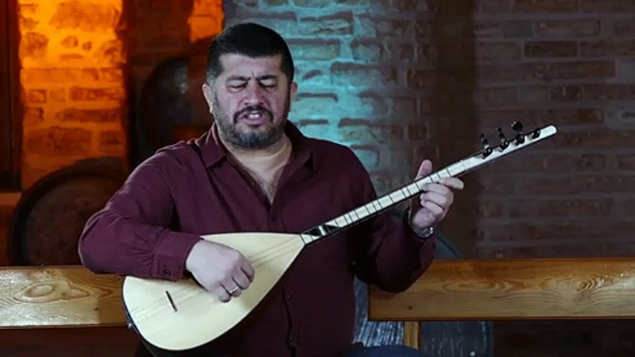 Kutsal Evcimen - Düşmüşüm Ahuzara (Official Video)