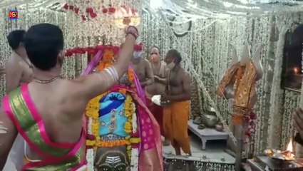 महाकालेश्वर ज्योतिर्लिंग के दर्शन के पहले जान लें ये जरूरी बातें ll मध्य प्रदेश के उज्जैन जिले में स्थित महाकालेश्वर मंदिर भारत के बारह ज्योतिर्लिंगों में शामिल है