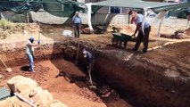 İnşaat kazısında 2 bin 400 yıllık mezar kalıntıları bulundu - MUĞLA